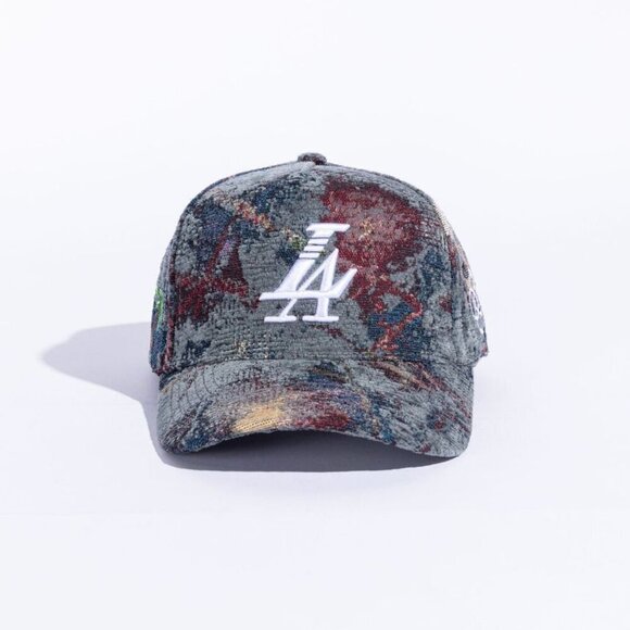 Other - LA Paradise Premium Snapback Cap for Unisex